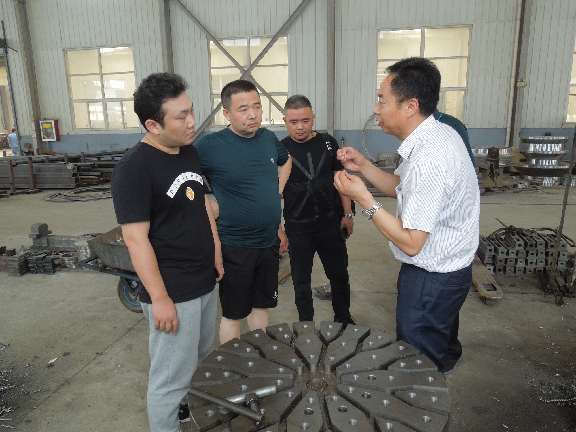 亿万供热工程项目采购华仕达保温管设备为后盾