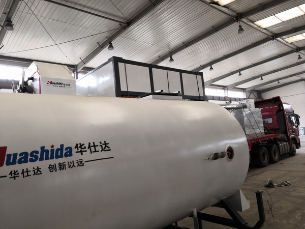 华仕达向南京公司发了第二条保温管生产线