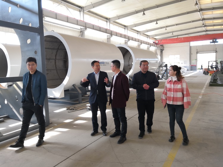 与客户分享保温管设备核心技术  华仕达“智能质造百企行”使命担当