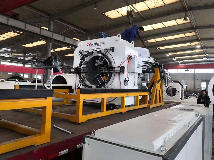 随着春风北上华仕达保温管设备又向辽宁远行