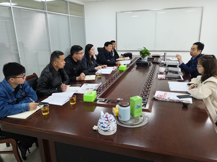 是保温管设备的口碑吸引客户不断走进华仕达