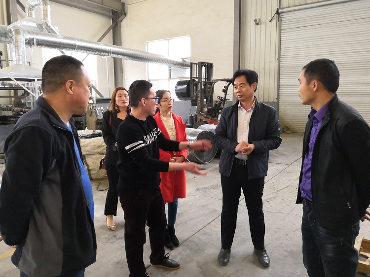 从引进华仕达热收缩带设备到PERT保温管设备