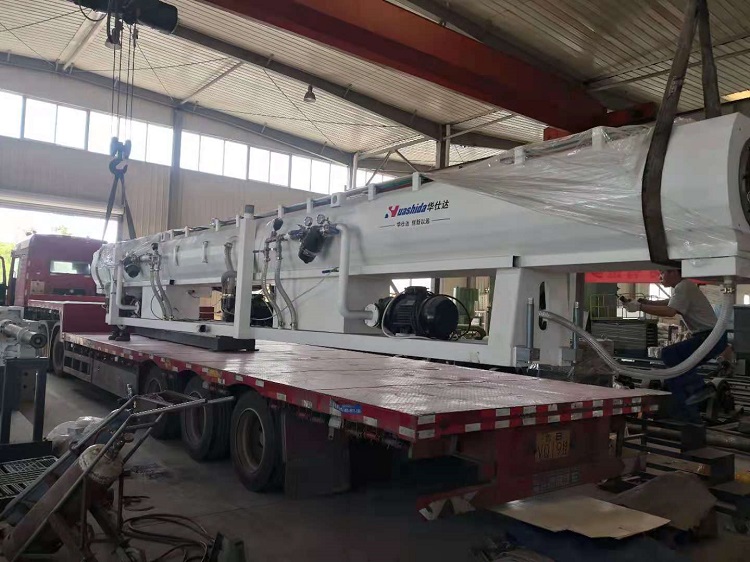 振德兴你购买的PERT保温管生产线华仕达发货了