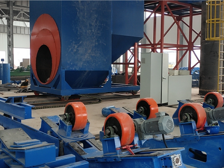 华仕达在中电建钢的钢管3PE防腐生产线开始组装