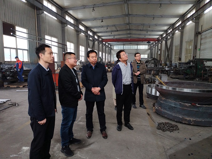 临汾市政集团到华仕达考察喷涂缠绕管道生产线