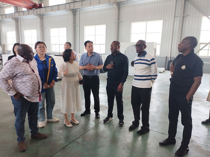 华仕达研发的钢管环氧树脂内外防腐设备对防腐钢管生产的意义