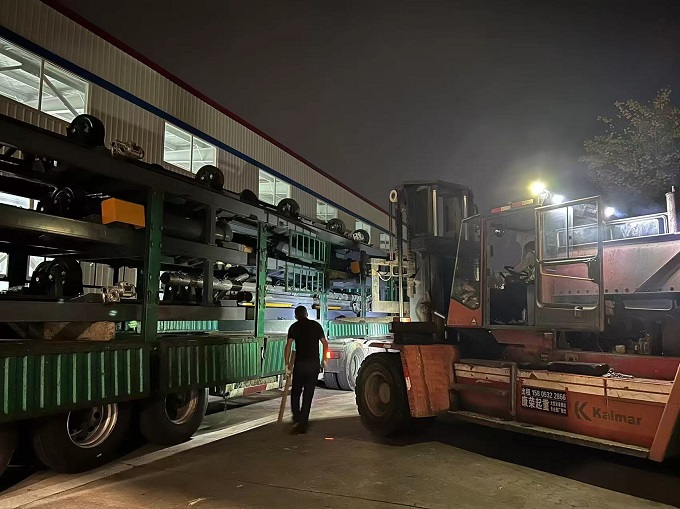 华仕达首发3PE钢管防腐生产线落地俄罗斯