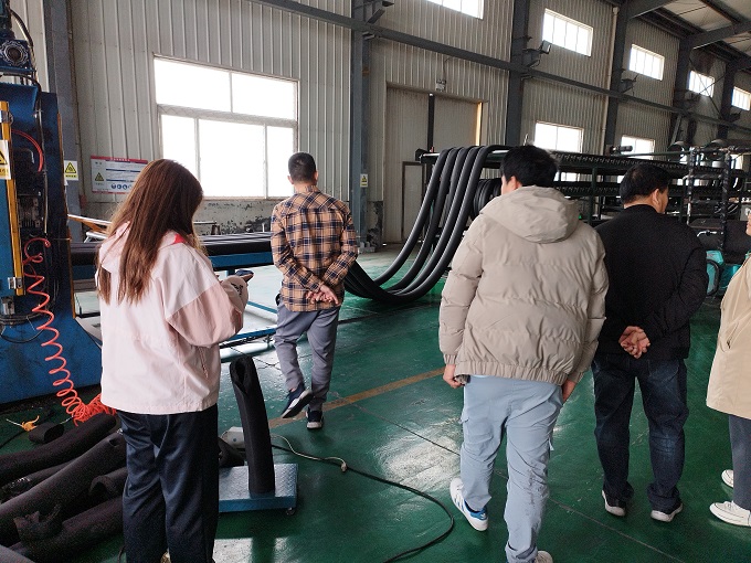 橡塑发泡工艺保温管生产线华仕达150型的技术参数