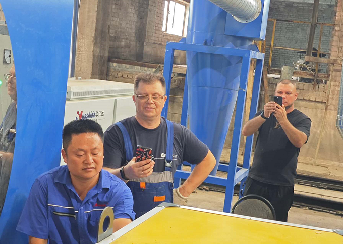 确保俄罗斯3PE防腐设备按时投产  华仕达抓紧派员调试