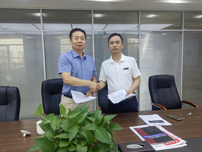 原打算考察四五家结果到华仕达一眼相中--——白银签保温管设备大单